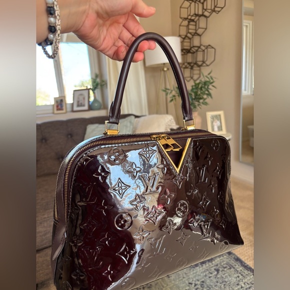 SOLD DO NOT BUY Louis Vuitton Amarante Monogram Vernis Melrose Bag Burgundy - Picture 8 of 16